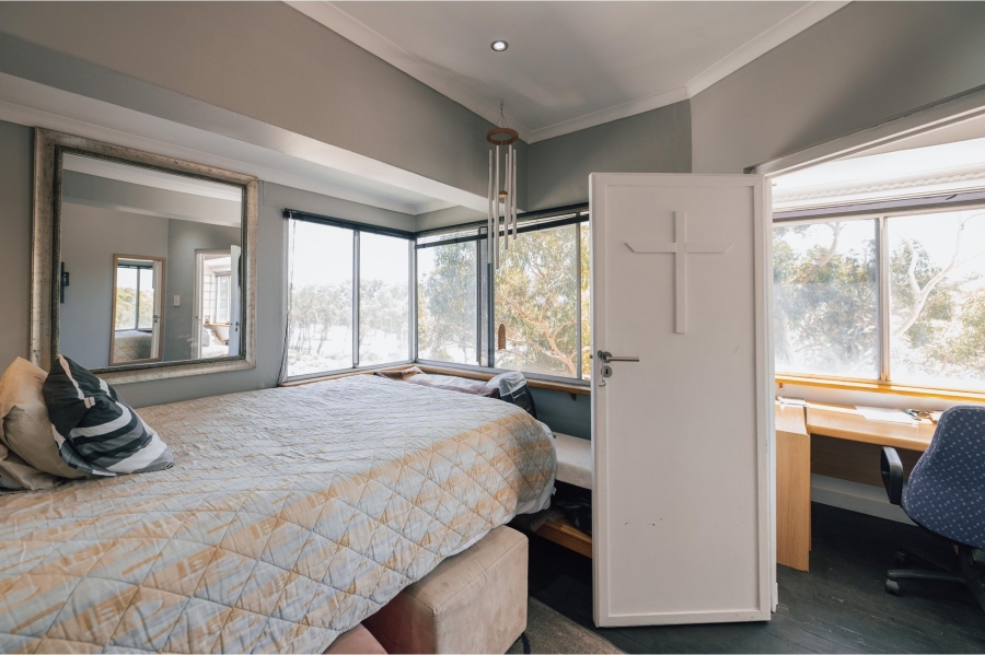 To Let 2 Bedroom Property for Rent in Green Point Western Cape